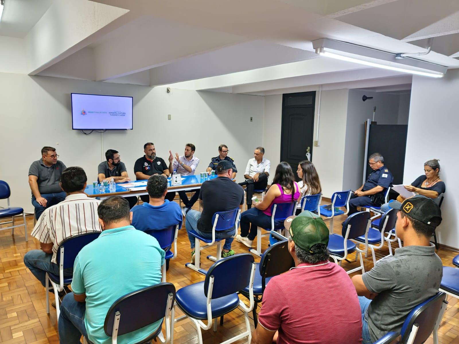 REUNIÃO COM FOCO NO BEM-ESTAR ANIMAL DEFINE PLANEJAMENTO DA “FESTA DE SÃO JORGE 2023” PARA O DIA 23 DE ABRIL