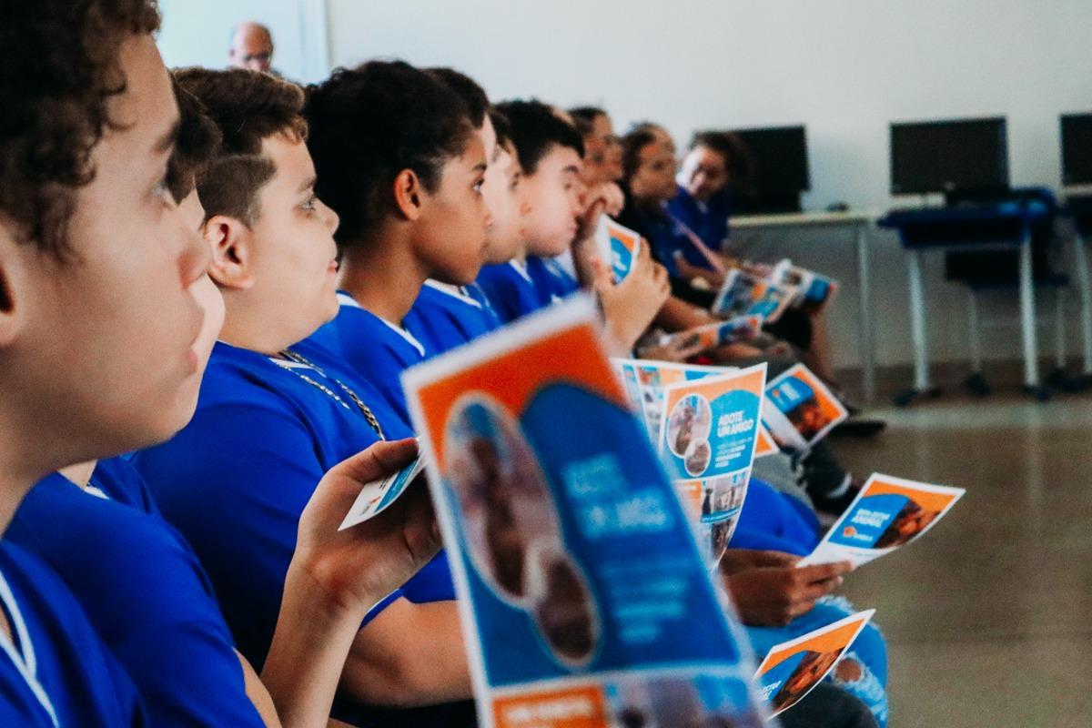 “ABRIL LARANJA”: NO MÊS DE PREVENÇÃO CONTRA A CRUELDADE ANIMAL, PREFEITURA FAZ PALESTRAS DE CONSCIENTIZAÇÃO NAS ESCOLAS