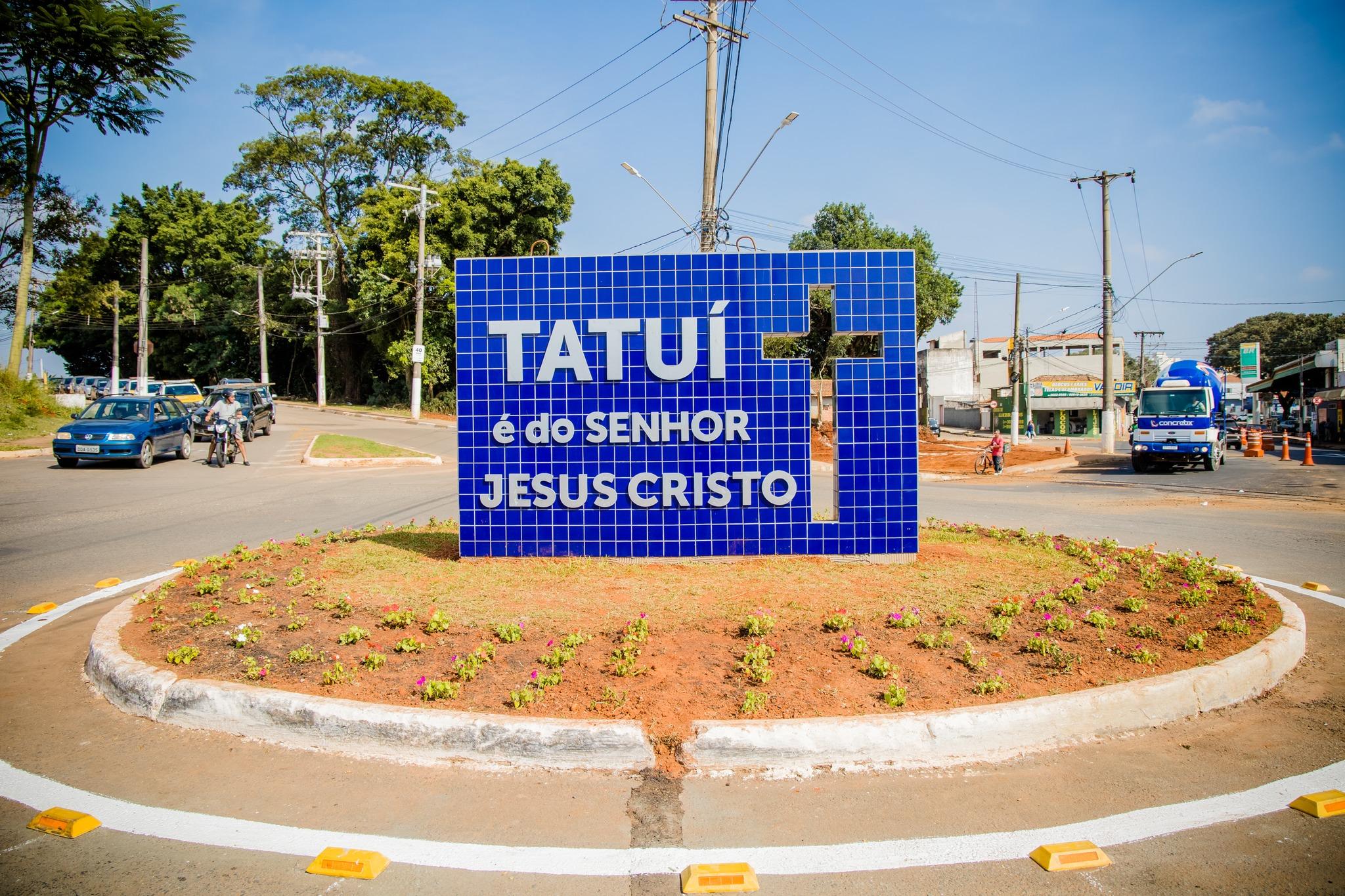 PREFEITURA INAUGURA, NA ROTATÓRIA DA SP-141, O MURAL “TATUÍ É DO SENHOR JESUS CRISTO”