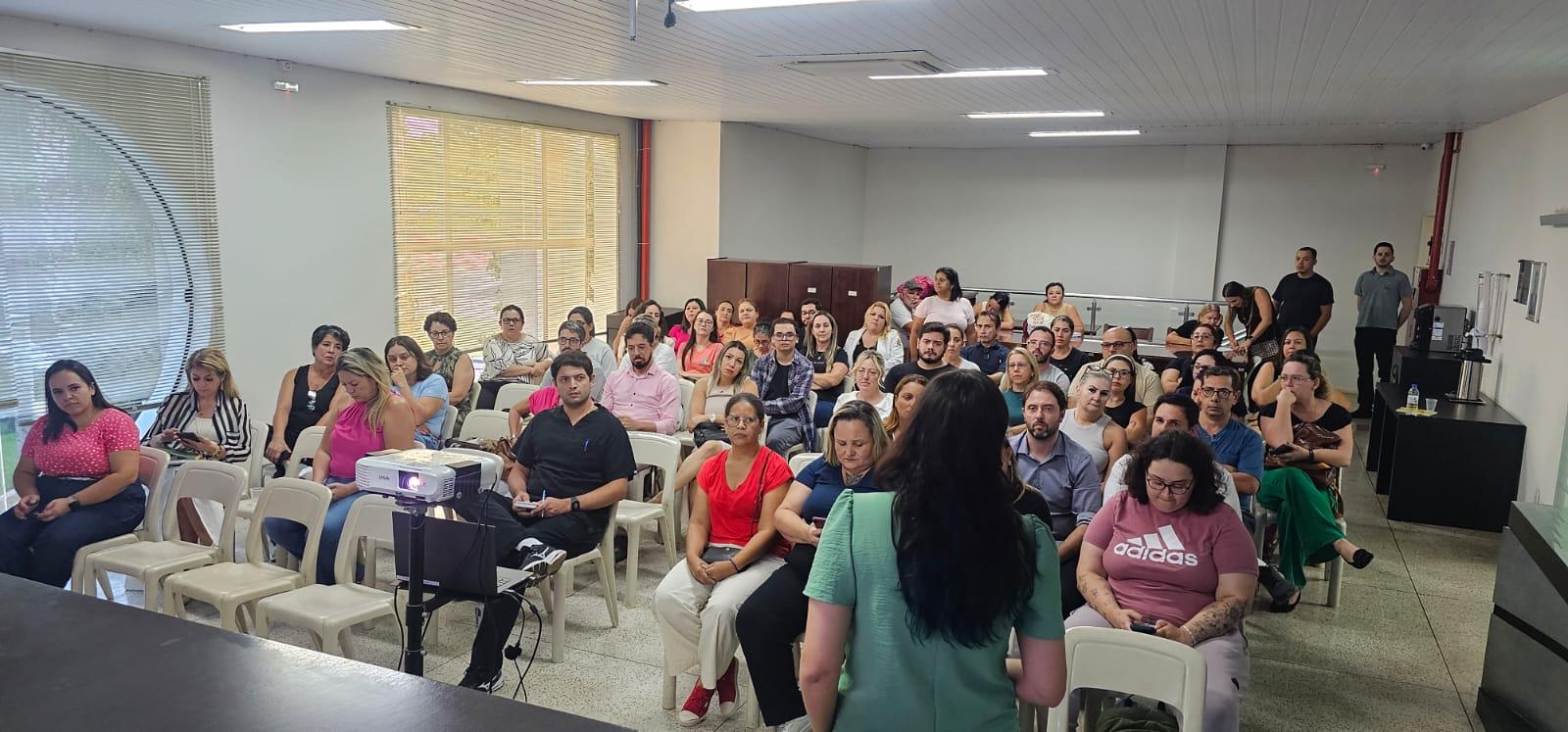 PREFEITURA DE TATUÍ PROMOVE CAPACITAÇÃO SOBRE TUBERCULOSE PARA PROFISSIONAIS DA ATENÇÃO PRIMÁRIA À SAÚDE