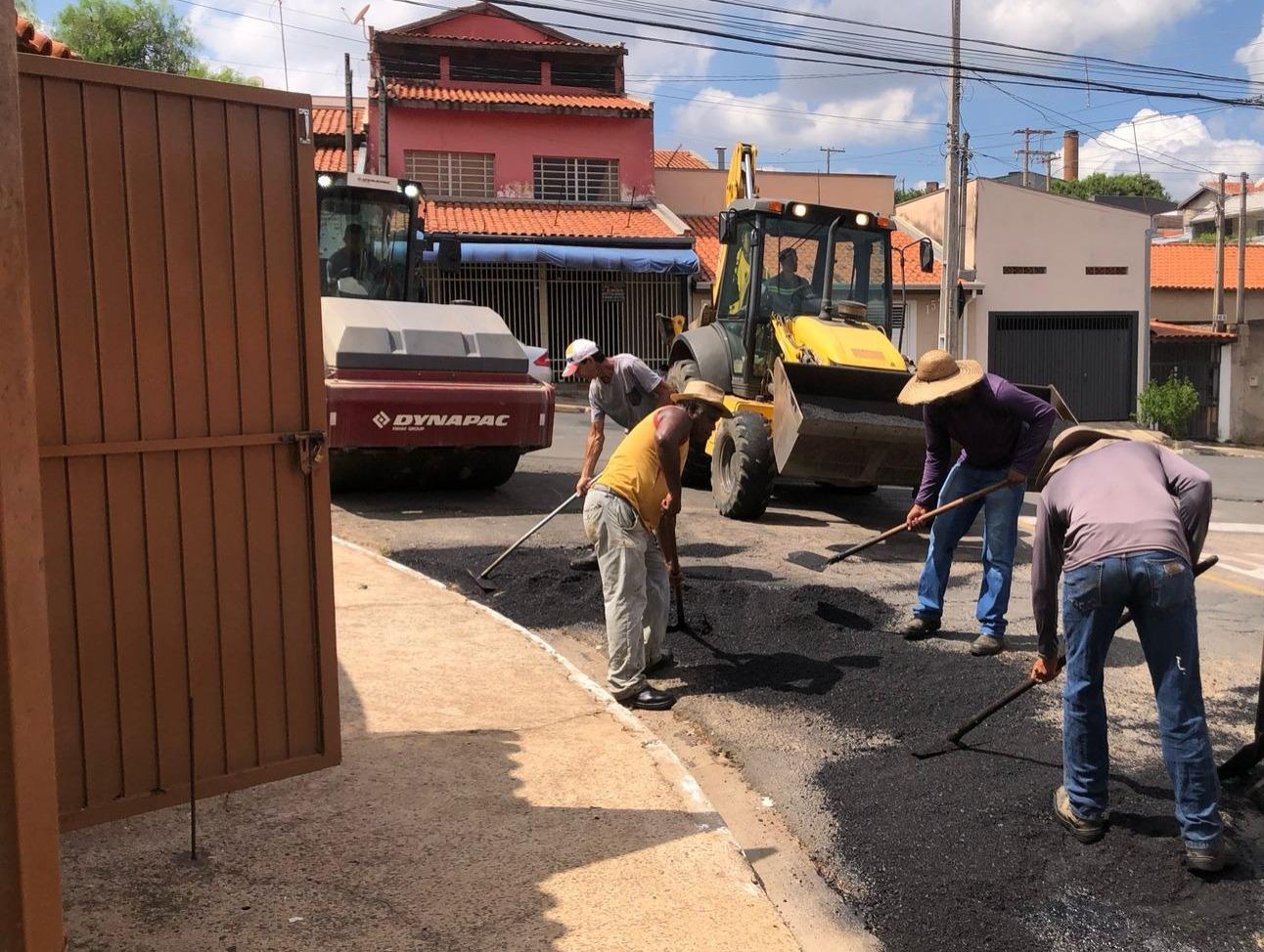 PREFEITURA INTENSIFICA MANUTENÇÃO VIÁRIA E AVANÇA COM OPERAÇÃO “TAPA-BURACOS”