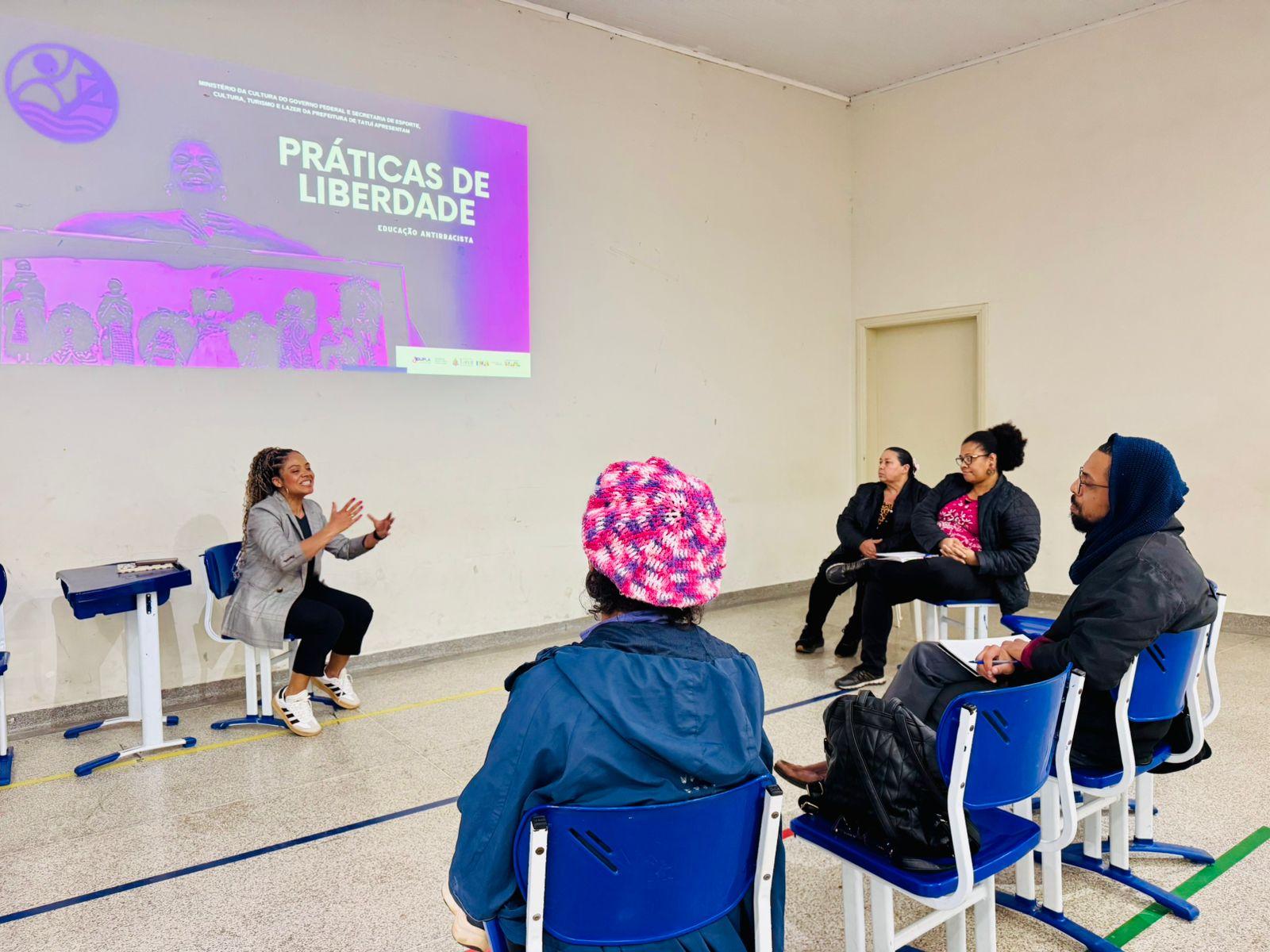 FORMAÇÃO ANTIRRACISTA PARA PROFESSORES DA REDE MUNICIPAL É REALIZADA PELA “DUPLA COMPANHIA”